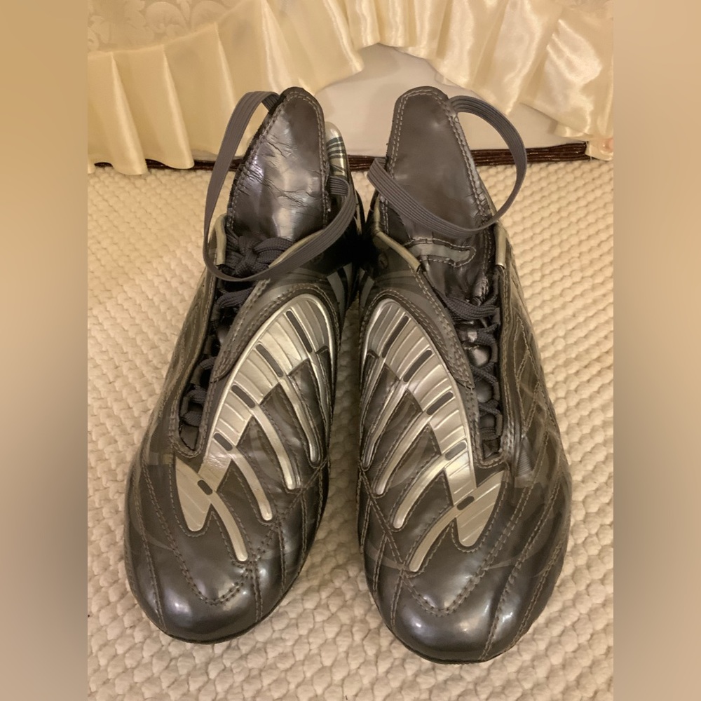 ADIDAS - Picture 2 of 10